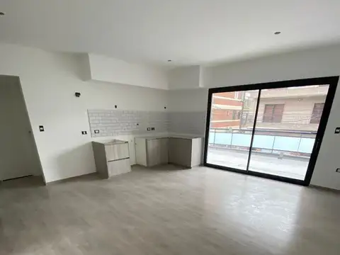 VENTA DEPARTAMENTO 2 AMBIENTES CON BALCON EN SANTOS LUGARES