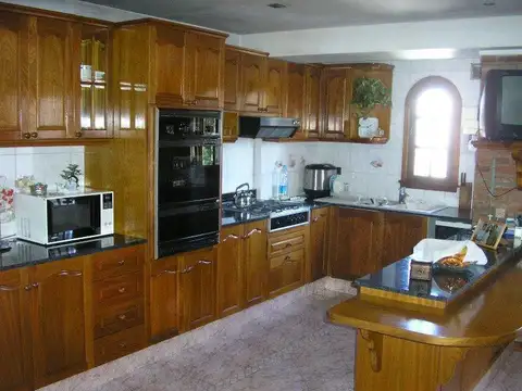 Casa en Venta en Valentin Alsina, USD 299.000