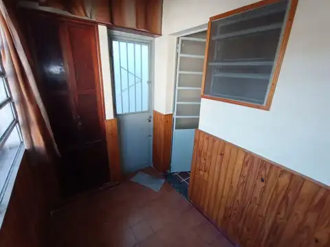 ITURRASPE  3981  -  2 DORMITORIOS - CON PATIO Y RETIRO DELANTERO