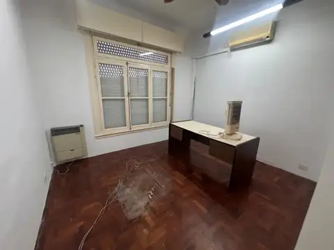 Oficina en Alquiler al Este