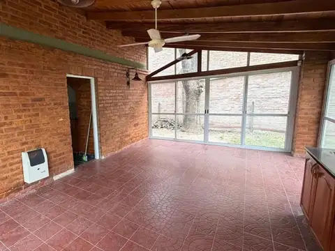 Casa en Alquiler de 3 dormitorios