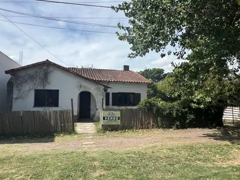 OPORTUNIDAD! CASA, A RECONSTRUIR, SOBRE LA AVENIDA PRINCIPAL EN VENTA, GENERAL LAS HERAS