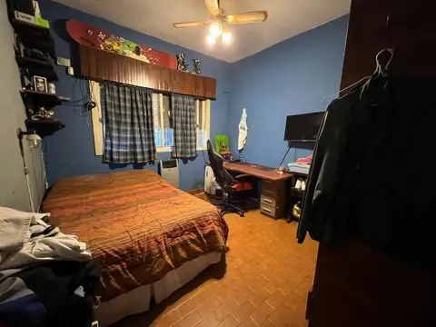 Casa 5 ambientes con 1 baño