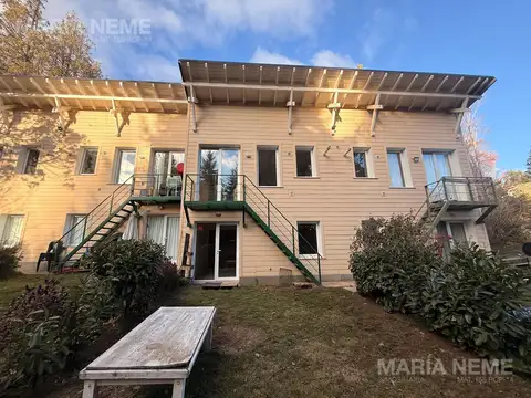 Depto Tipo Casa en Venta con 1 cocheras