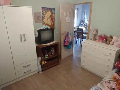 Casa en venta - 2 Dormitorios 1 Baño - 300Mts2 - Los Sauces, General Rodríguez