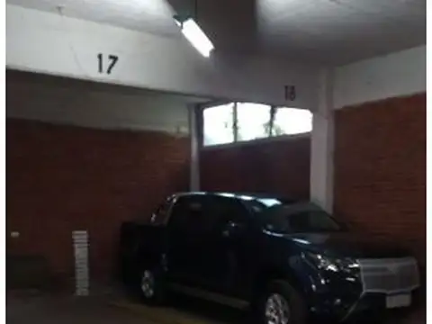 Alquiler temporario cochera por dia Miramar