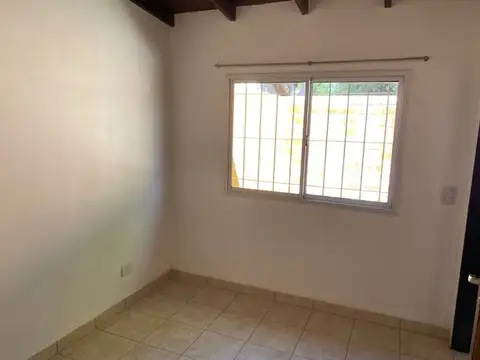 Departamento en Alquiler en Del Viso, $ 500.000