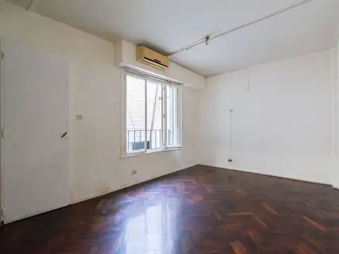 Marcelo T De Alvear 1200