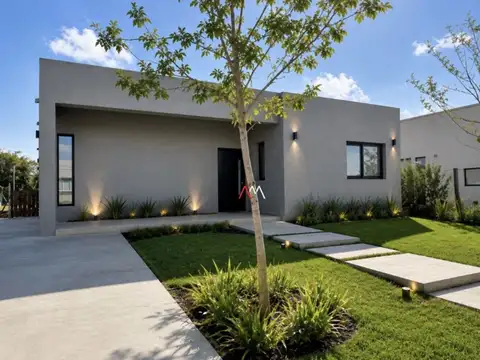CASA EN VENTA EN SANTA LUCIA - PILAR