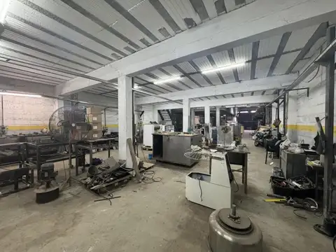 Galpón en Venta - Permuta - Fisherton Industrial