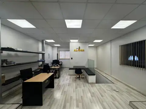 Galpon en Venta 30  mts Fondo