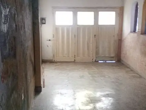 Depto Tipo Casa en Alquiler con 1 cocheras