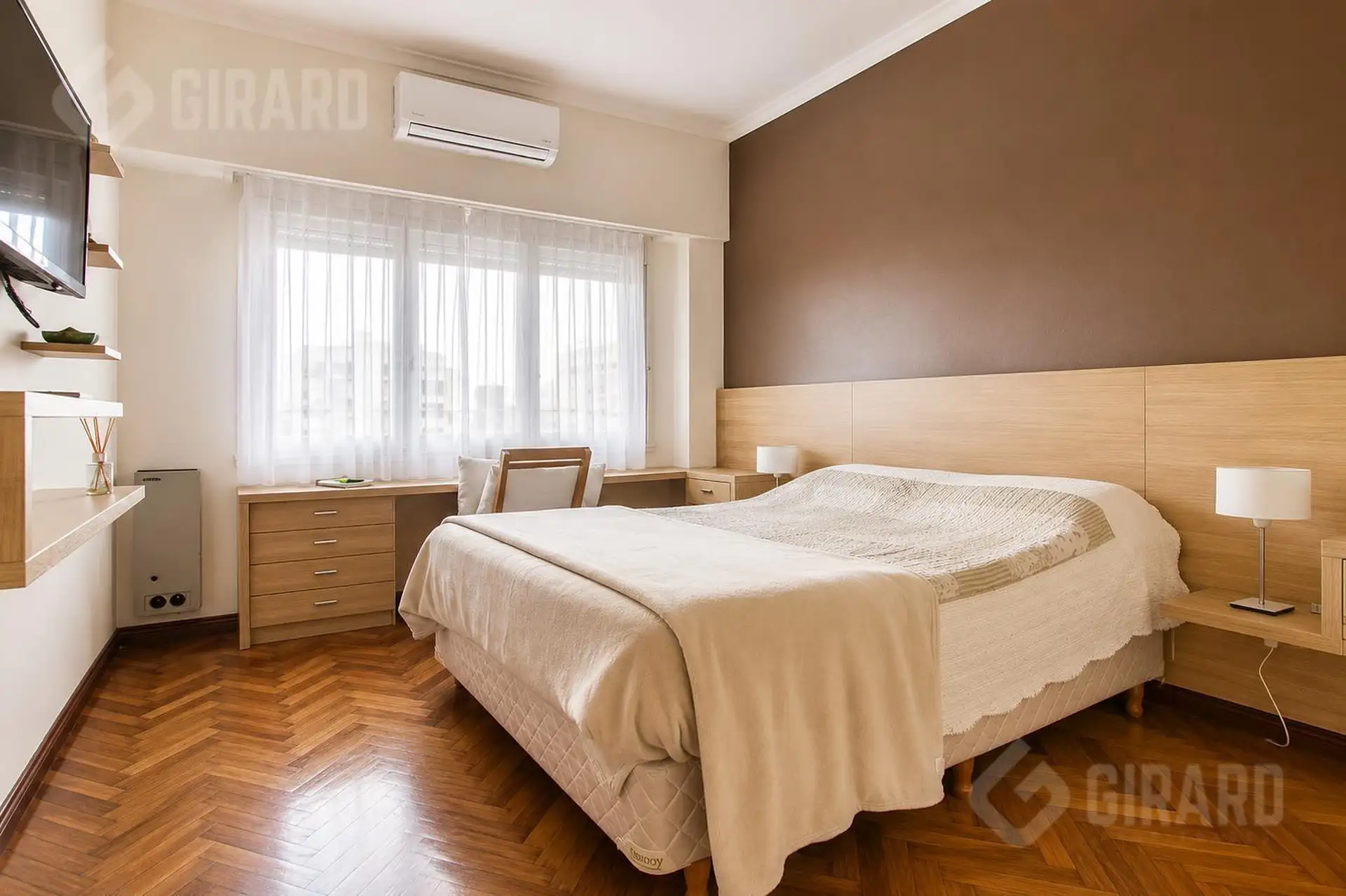 Depto 3 amb, 71m² con dependencia y balcón — Centro