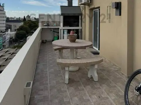 EN VENTA! Cofico 2 Dormitorios CON COCHERA