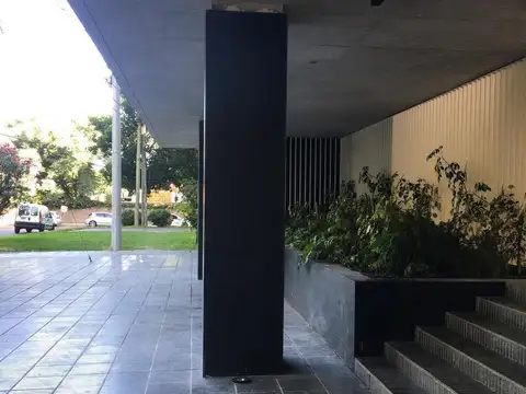 Departamento en Venta en Olivos Vias/Rio, USD 220.000