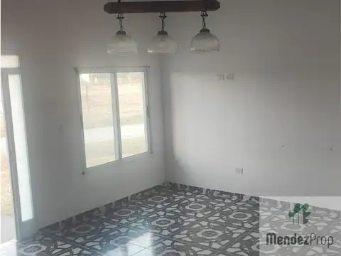 Casa en Alquiler con 1 cochera