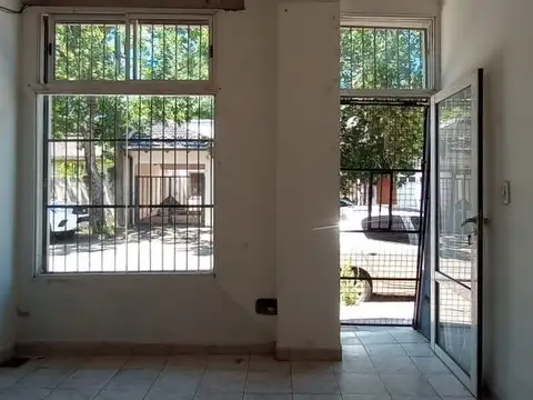 Aristóbulo del Valle 500