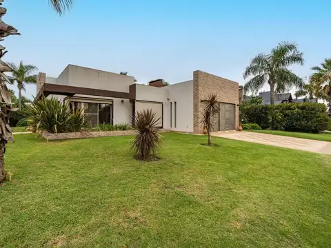 VENTA Casa3 dormitorios Funes Hills Miraflores, Funes