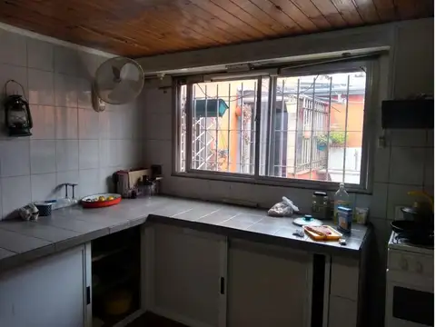 T.casa en 1er.piso con Patio. Local o garage en P.Baja en Sa