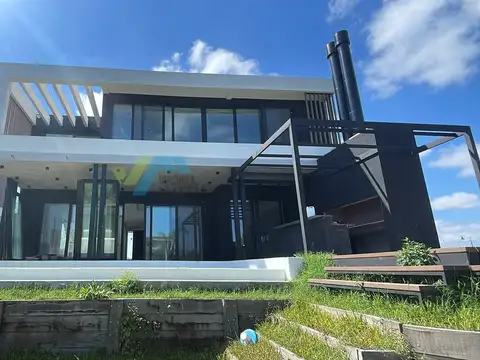 Casa  en Venta en El Yacht, Nordelta, Tigre
