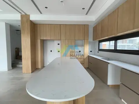 Casa en Venta al Suroeste