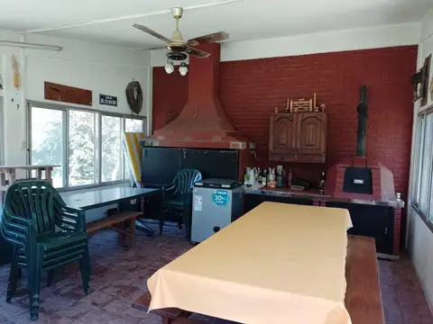 Ferrari Esq. Vieytes