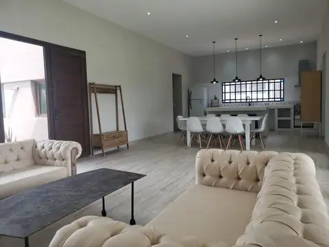 Casa en Alquiler Temporal en Barrio Golf 1, USD 1.500