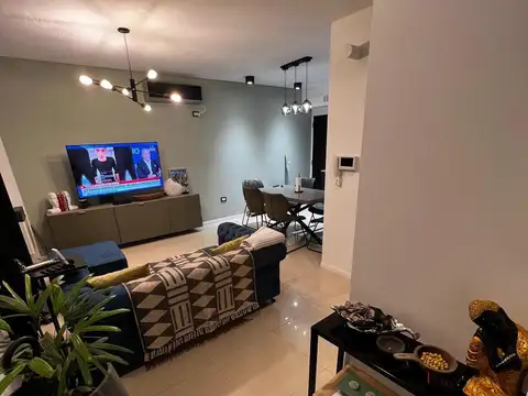 Depto Tipo Casa en Venta con 1 cocheras