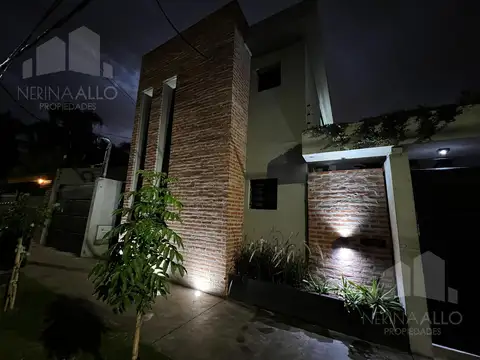 Depto Tipo Casa en Venta de 3 ambientes