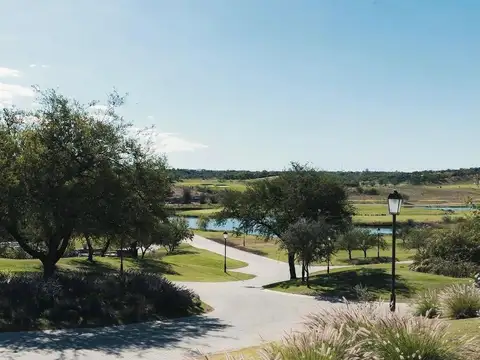 LOTE GOLF EN VENTA EN EL TERRON MENDIOLAZA