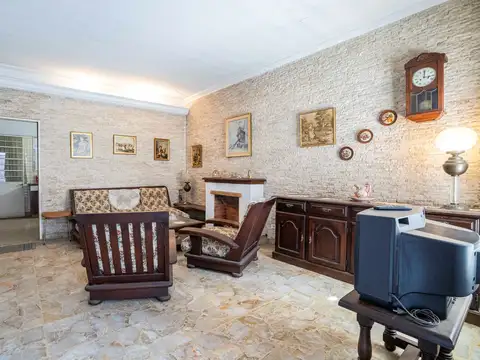 Depto Tipo Casa 3 ambientes con 2 baños
