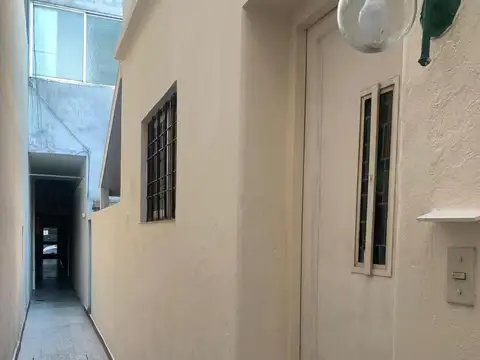 Depto Tipo Casa en Venta 45 años