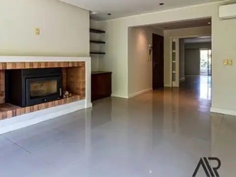 Departamento en Alquiler en Carrasco , USD 2.500