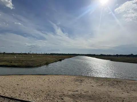 Terreno en Venta 15  mts Frente