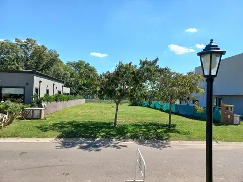 Terreno en Venta en Pilar del Este - Santa Guadalupe, USD 60.000