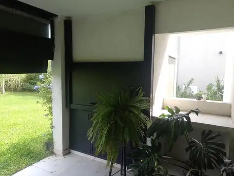 Excelente casa en venta San Eduardo Pilar del Este