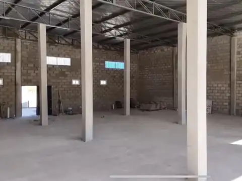 Galpon en Alquiler en San Nicolás, $ 2.800
