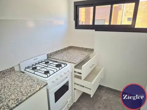 Departamento en Alquiler con 1 cocheras