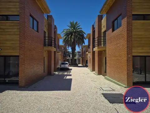 Departamento en alquiler c/ cochera en Bella Vista