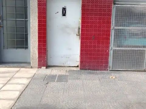 Tinogasta 5200. Ph 3 Amb. A refaccionar. V. Devoto