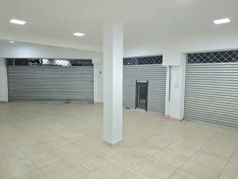 Local en Alquiler en Tablada, $ 1.700.000