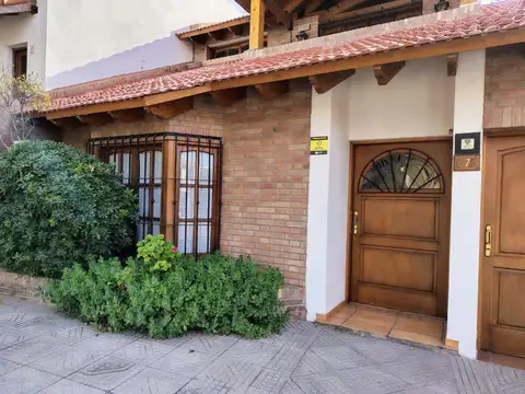 Casa en Venta en Sexta Sección, USD 240.000
