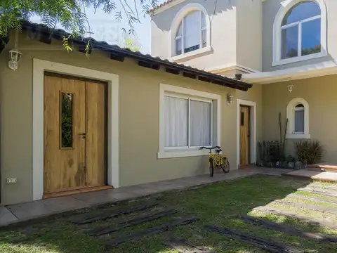 Casa en Alquiler al Sur