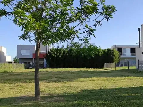 Venta Lote Interno barrio Araucarias Puertos del Lago Escobar