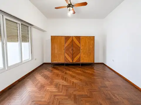 Depto Tipo Casa en Alquiler de 1 dormitorio