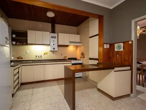 Interno 3 dormitorio y patio a poco mts Gral Paz
