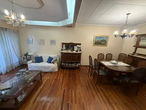 Martiniano Leguizamón 200