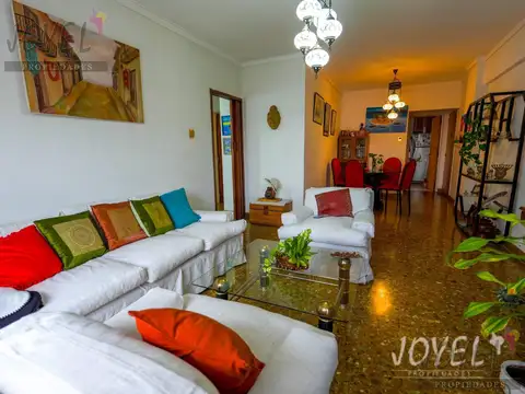 Departamento 4 ambientes con 2 baños