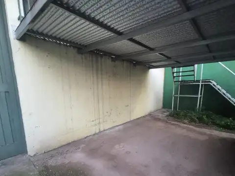 Galpon en Venta en Isidro Casanova, USD 70.000