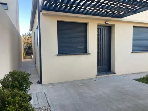 Casa en Venta en Villa Elvira, USD 85.000
